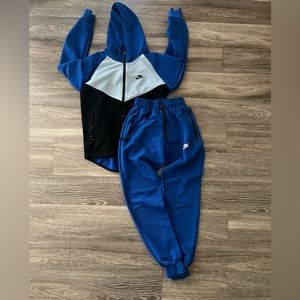 Nike tracksuit